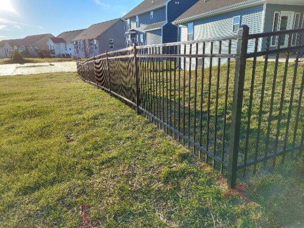 Struck & Irwin Fence Inc